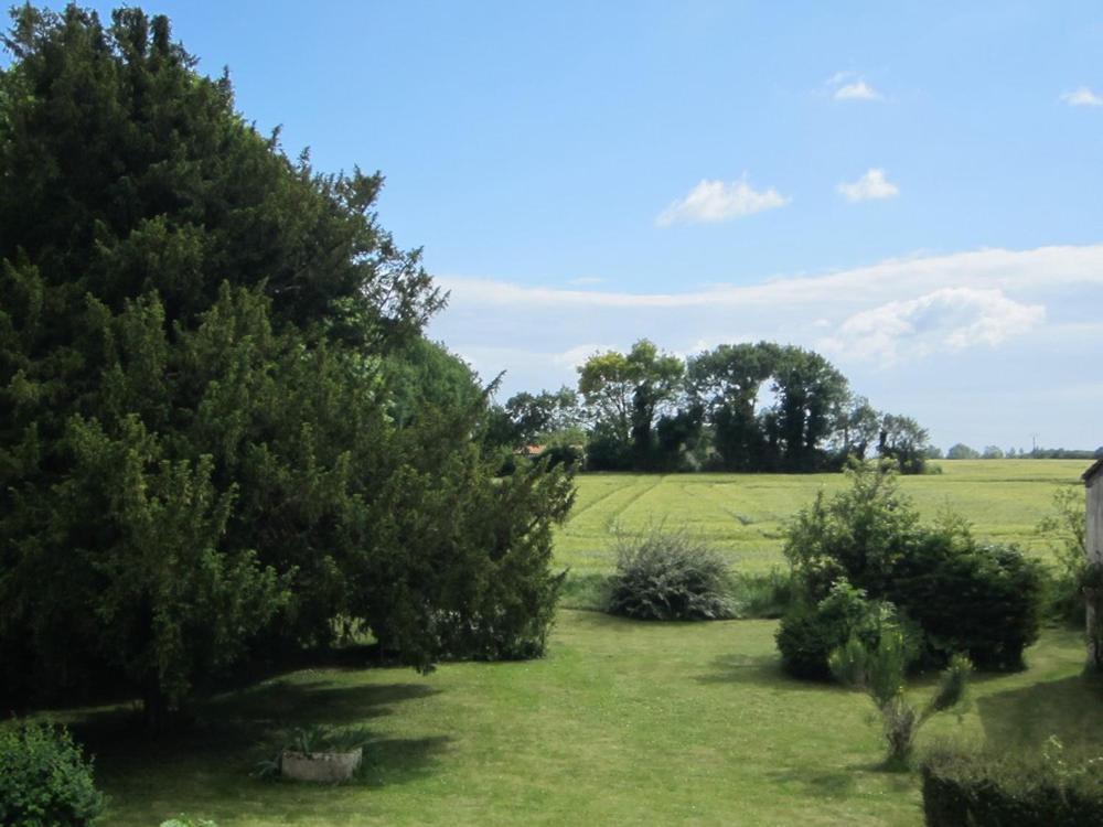Les Cagouilles Bed and Breakfast Virson Buitenkant foto